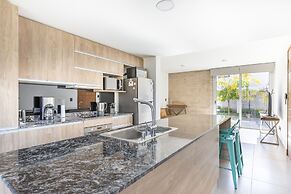 Casa con parrilla en complejo privado