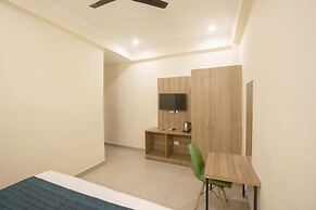 Hotel Lemon Suites & Banquet Noida Sector 62