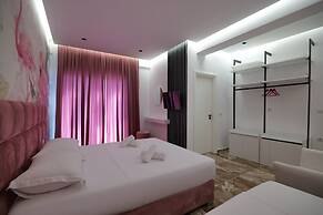 La Maison Boutique Hotel