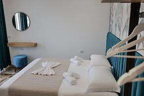 La Maison Boutique Hotel