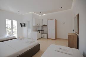 La Maison Boutique Hotel