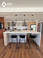 HOP Aruba Exclusiva Oasis y Playa en Chincha