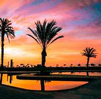 HOP Odaiba Exclusiva Laguna y Playa en Chincha