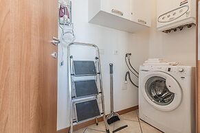 Sunny Varenna Apartment