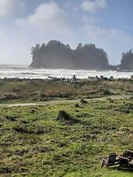 Quileute Oceanside Resort