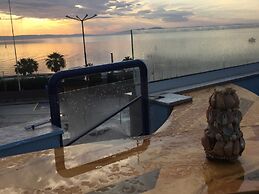 Rooftop Loft With Jacuzzi