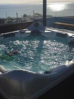 Rooftop Loft With Jacuzzi