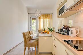 Happy Home - Rental Residence