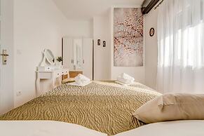 Happy Home - Rental Residence