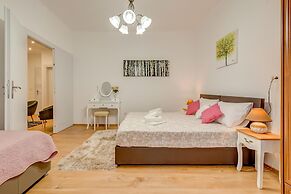 Happy Home - Rental Residence