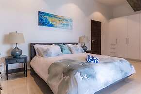 Luxurious Yacht View Apt w Balcony at Famous Handelskade