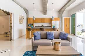 Luxurious Yacht View Apt w Balcony at Famous Handelskade