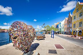 Stunning Balcony View Spacious 2BR Apt at Unique Location