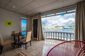 Stunning Balcony View Spacious 2BR Apt at Unique Location