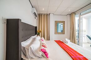 Stunning Balcony View Spacious 2BR Apt at Unique Location