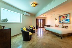 Cliff Villa - Award Winning Luxury Retreat