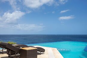 Cliff Villa - Award Winning Luxury Retreat