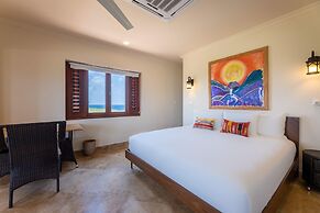 Cliff Villa - Award Winning Luxury Retreat