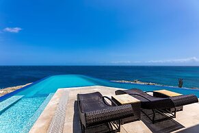 Cliff Villa - Award Winning Luxury Retreat