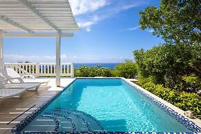 Seaside Rhapsody at Villa Kolibreeze