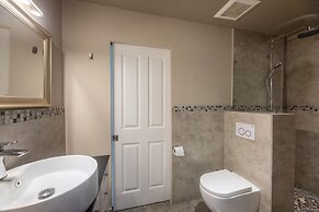 Chic Historic Townhouse in City Centre Willemstad