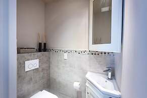 Chic Historic Townhouse in City Centre Willemstad