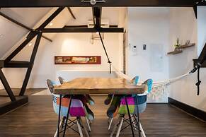 Charming Harbour Home at Historic Handelskade