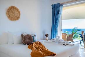 Spacious Bright Villa - Spectacular Ocean Views Private Pool