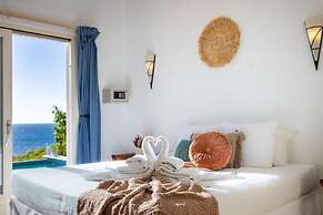 Spacious Bright Villa - Spectacular Ocean Views Private Pool