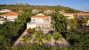 Spacious Bright Villa - Spectacular Ocean Views Private Pool