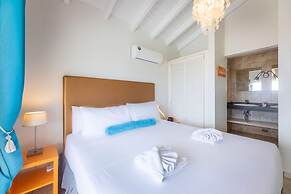 Tropical Paradise Bliss Villa at Coral Estate