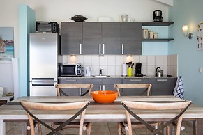 Tropical Paradise Bliss Villa at Coral Estate