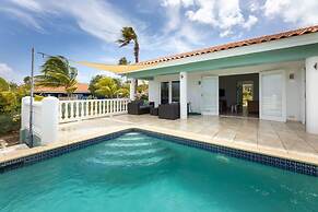 Tropical Paradise Bliss Villa at Coral Estate