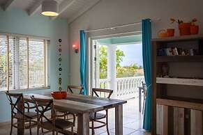 Tropical Paradise Bliss Villa at Coral Estate