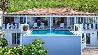 Coral Dreams Ocean Whispers at Villa Solaris