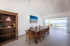 Coral Dreams Ocean Whispers at Villa Solaris