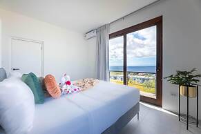 La Perla Chic Panoramic Designer Villa