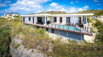 La Perla Chic Panoramic Designer Villa