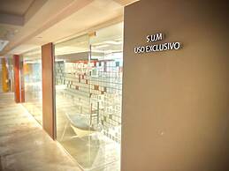 Fantastic Apartment Step From Plaza San Martin PS1 by Apartments Baril