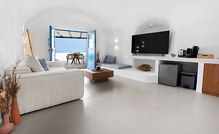 Christos Suite With Outdoor Hot Tub And Sea View