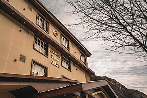 New Hotel Snow Crest