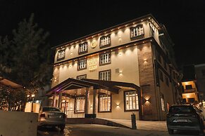 New Hotel Snow Crest