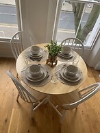 Hull Spacious Apartment 7