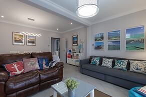 Bambus House Holidays Rental