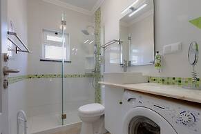Bambus House Holidays Rental