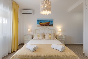 Bambus House Holidays Rental
