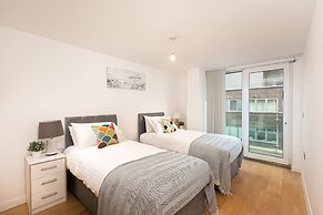 Skyvillion - Spacious 2bed W Balcony In Barnet