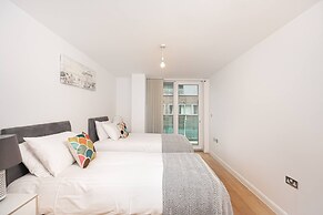 Skyvillion - Spacious 2bed W Balcony In Barnet