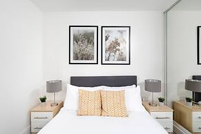 Skyvillion Vineyard Court, Enfield, 2 Bed, With Garden