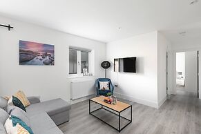 Skyvillion Vineyard Court, Enfield, 2 Bed, With Garden